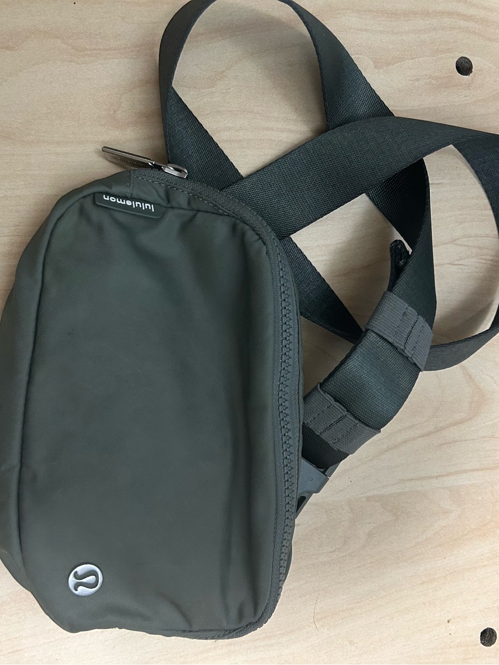Lululemon Everywhere Belt Bag Crossbody In Electric Green